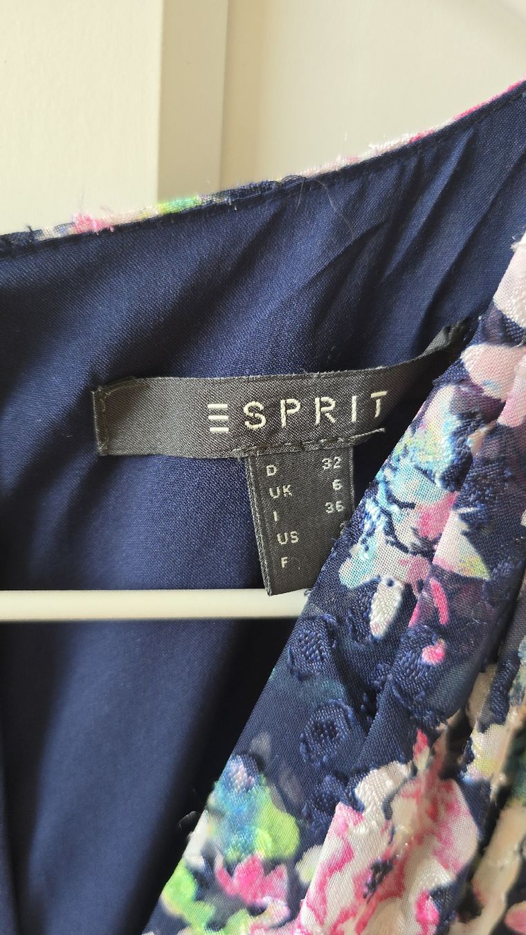 Esprit Robes: Kleid Esprit Grösse 32 / XS – D'occasion à Buchberg par MaddieF 3