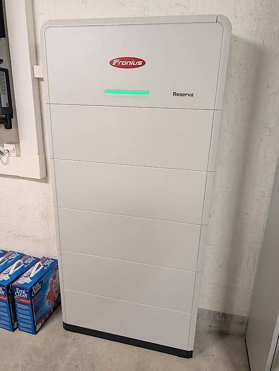 Dispositivi a energia solare: Fronius Reserva 15.8 Batteriespeicher – Usato da Winterberg ZH venduto da Phuturephil