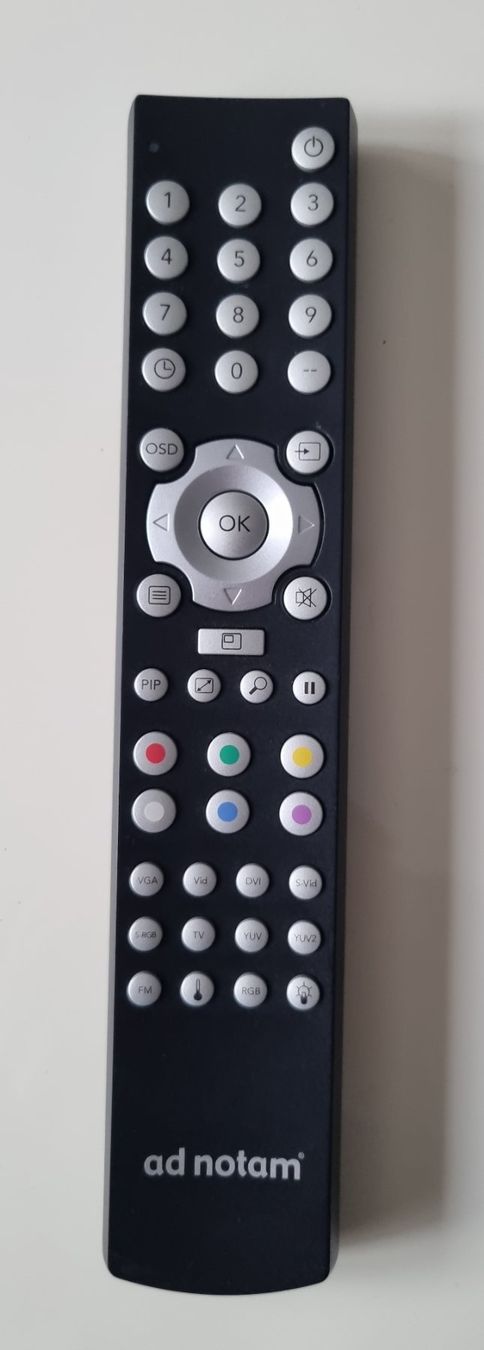 Fernseher: TV Modul Ad Notam Mirror Image mit Glas- Paneel – Gebraucht aus Windisch von Firstspace 6