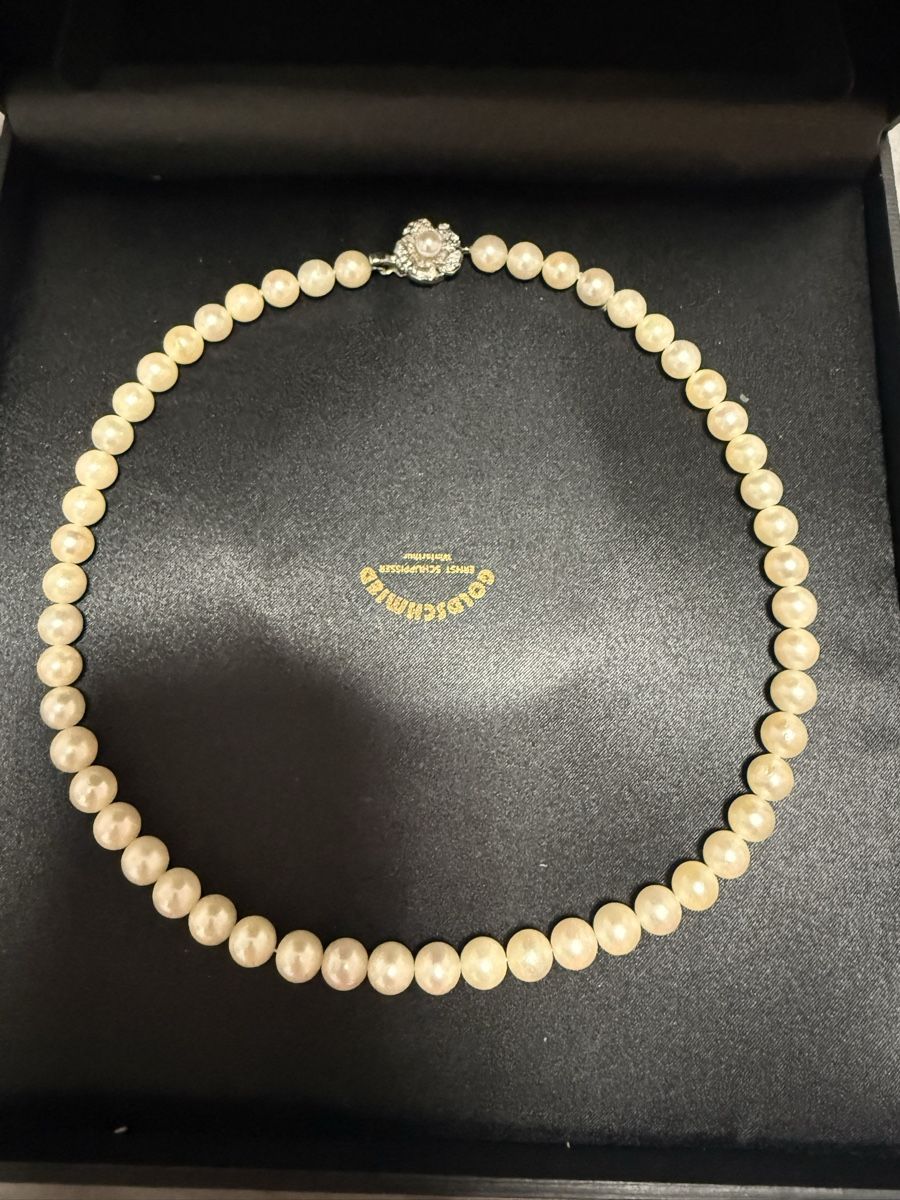 Perle (finte): Perlen ketten ohne Box – Usato da Oberhof venduto da RealStone