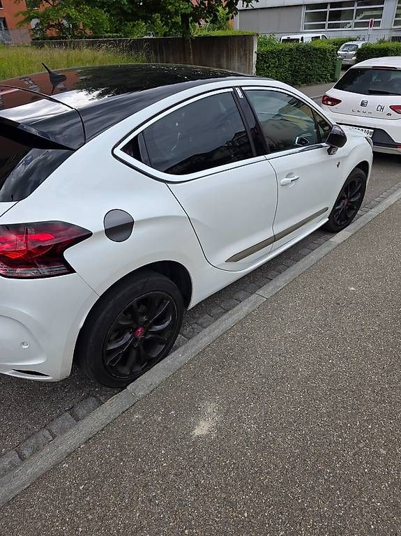 Autos: Sparsamer schöner DS4 1.6 Hdi – Gebraucht aus St. Gallen von ism_z7k9 4