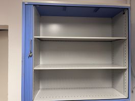 Büroschrank Bigla mit Rollladen blau gebraucht