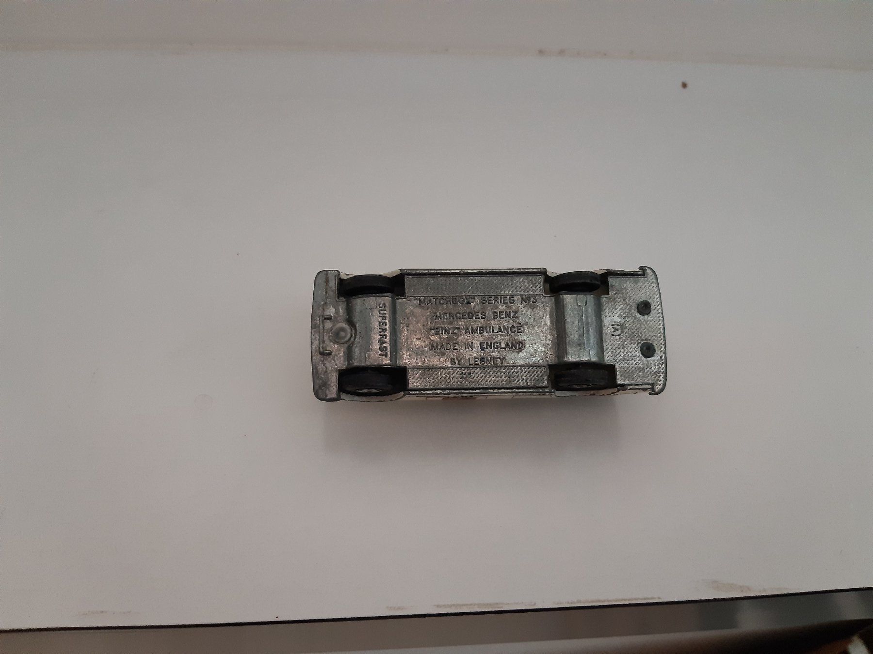 Matchbox Modellini d'auto: Mercedes Benz Krankenwagen – Usato da Neuhausen venduto da simr3 4