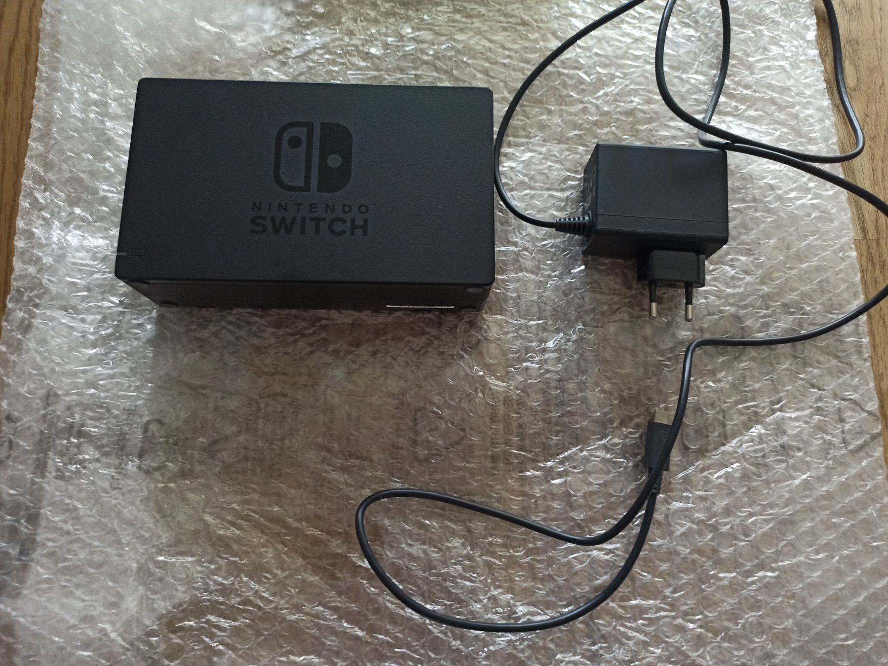 Dockingstation: Original Nintendo Switch TV-Dockingstation + Netzteil NSW – Gebraucht aus Oberweningen von mar_87mx