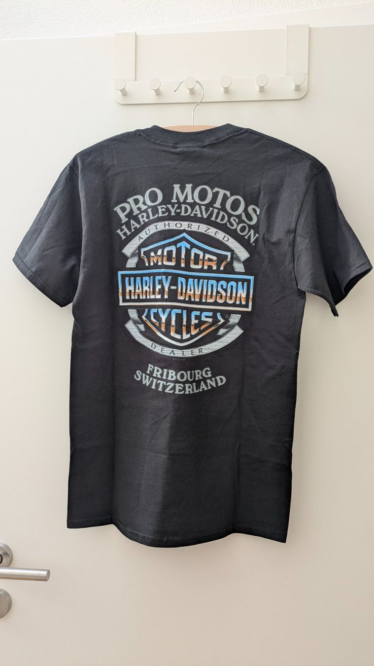 Harley-Davidson T-shirt: Harley Davidson – Usato da Estévenens venduto da Rockingirl 1