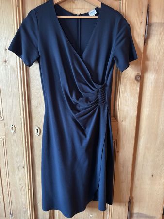 Armani Collezioni Kleid, Gr. IT 46, elegantes Kleid EU 40/42