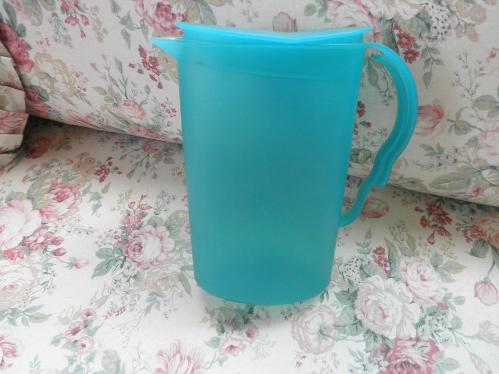 Tupperware Kühlschrank Krug, 2 Liter (2 Quart), Slim Line, Grün – Passt In Die Kühlschranktür!