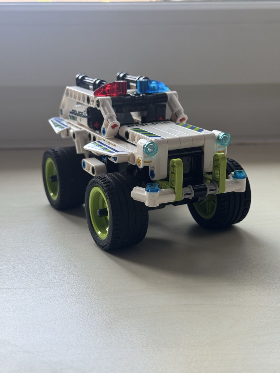 Lego Jeux de construction: Lego Technic 42047 Racer – D'occasion à Hedingen par Sirius_63