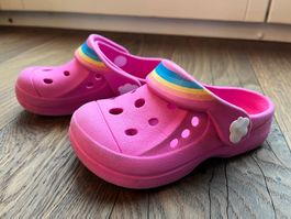 Pantoletten Clog Badeschuhe Sandalen Gr. 24 Schuhe