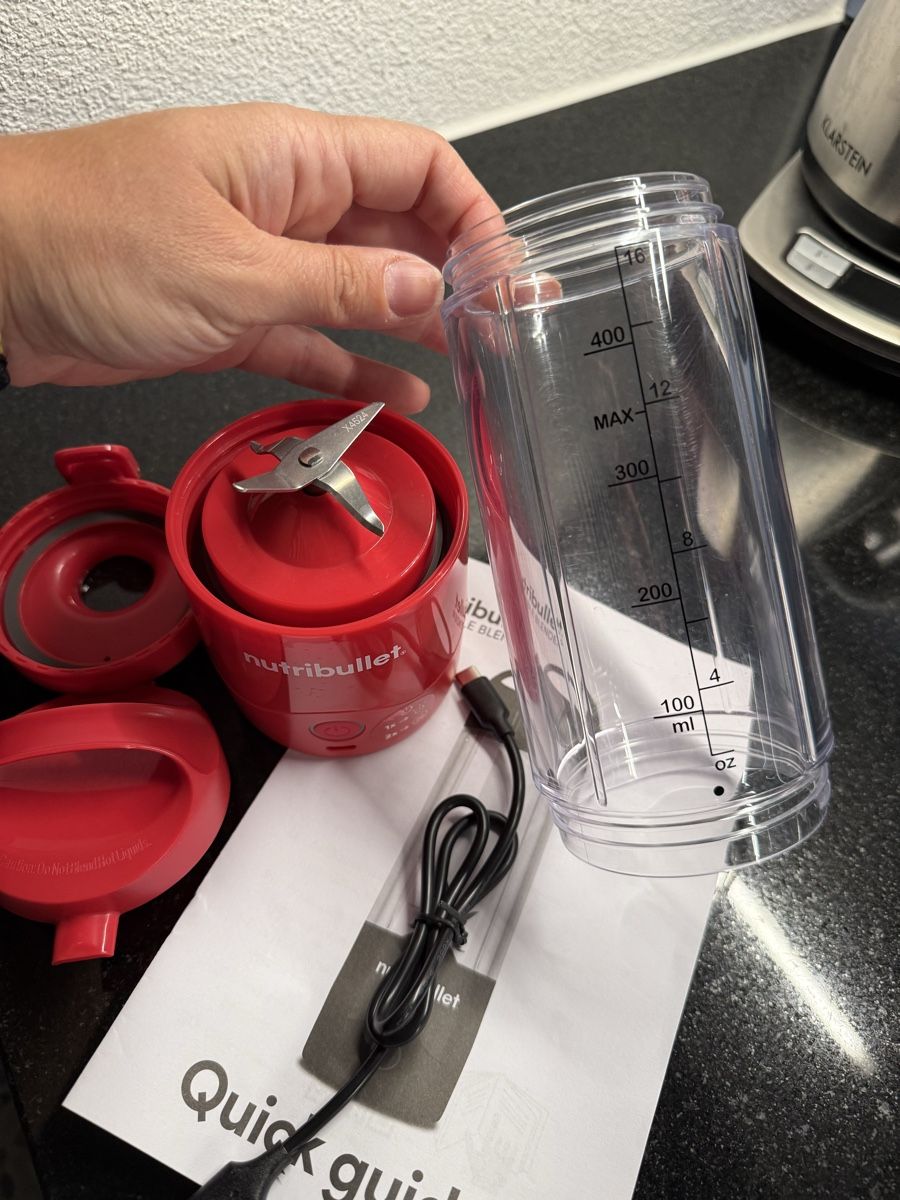 Nutribullet Elettrodomestici da cucina: Nutribullet Portable - Top Zustand – Usato da Zürich venduto da stellina90 1