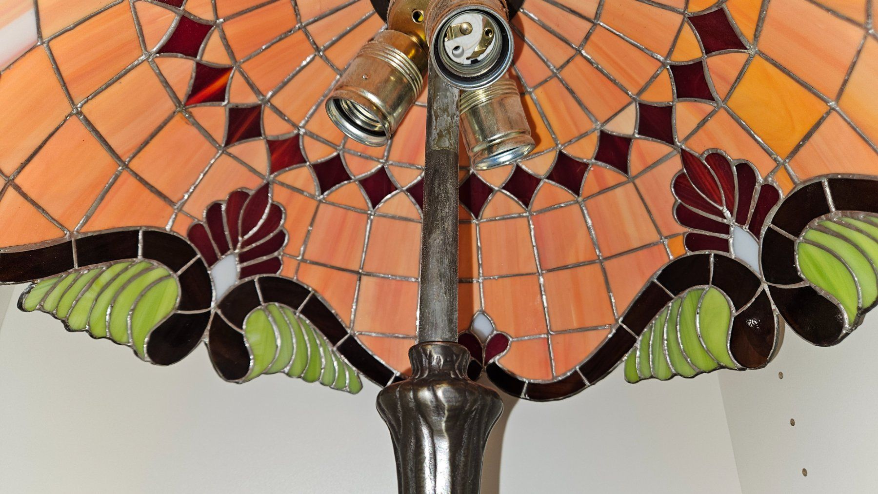 Tiffany & Co. Lampes: Tiffany Lampe, echte CH-Handarbeit – D'occasion à Wädenswil par foxi2000 1