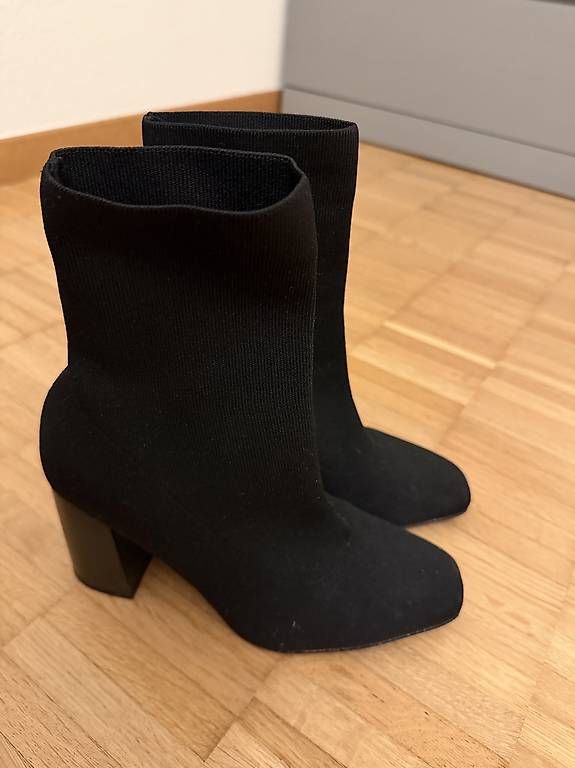 Scarpe da donna: Heels – Usato da Wallisellen venduto da hug_pf77