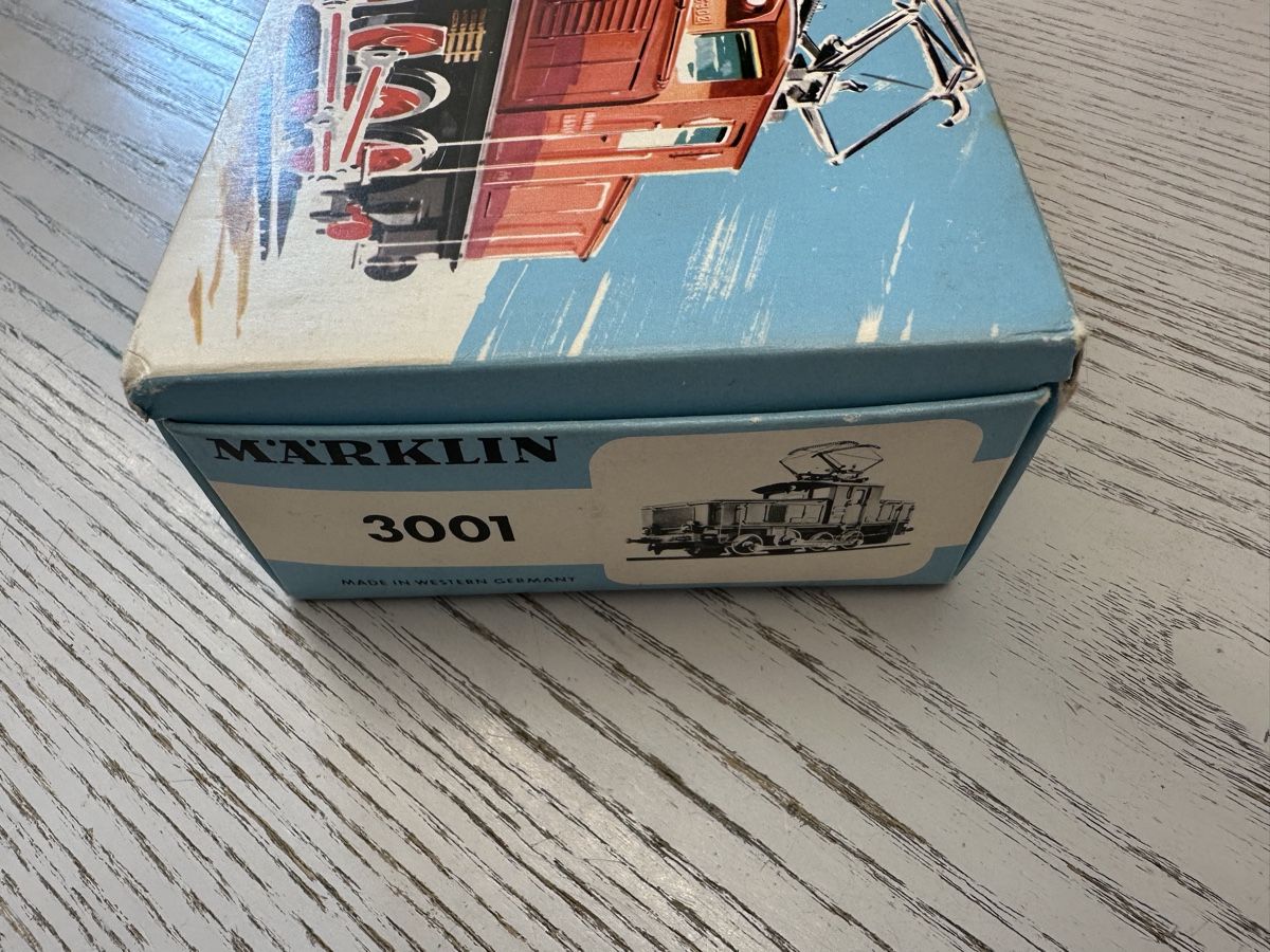 Märklin Trains électriques: Märklin 3001 DB BR E63 – D'occasion à Lupsingen par New-Haven 8