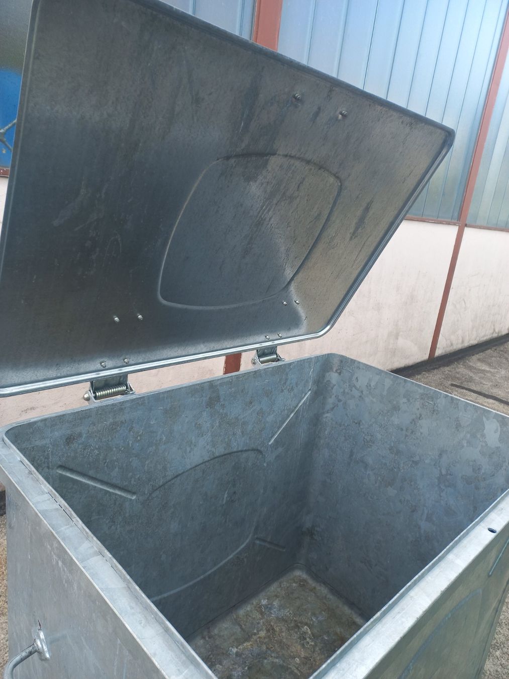 Altro per Ufficio & Commercio: Abfallcontainer Kehrichtcontainer Müllcontainer Container 5 – Usato da Dulliken venduto da Classiclerch4657 5