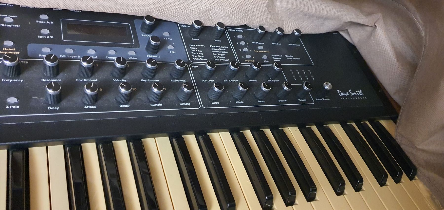 Sequential Strumenti musicali: Synthesizer Dave Smith Instruments Prophet 08 gebraucht – Usato da Muri AG venduto da Jeromia 3
