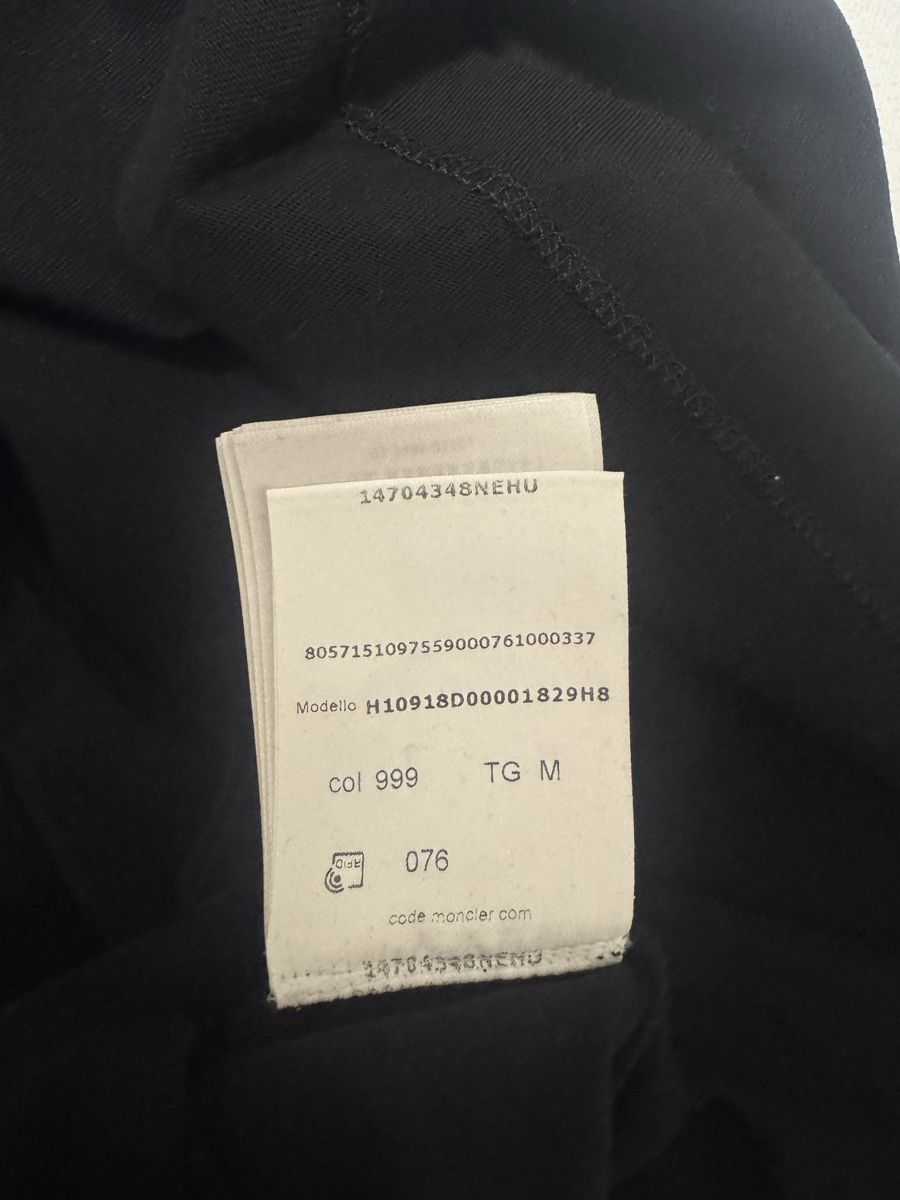 Moncler Maglioni & Felpe: Moncler – Nuovo (secondo la descrizione) da Kloten venduto da moe_w6hw 2