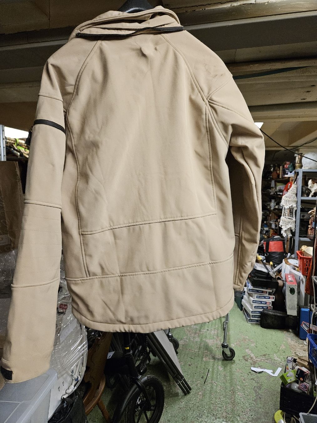 Completi: Elka Softshell Jacke L & Burton Hose M – Usato da Rorschach venduto da TimelessTrading 4