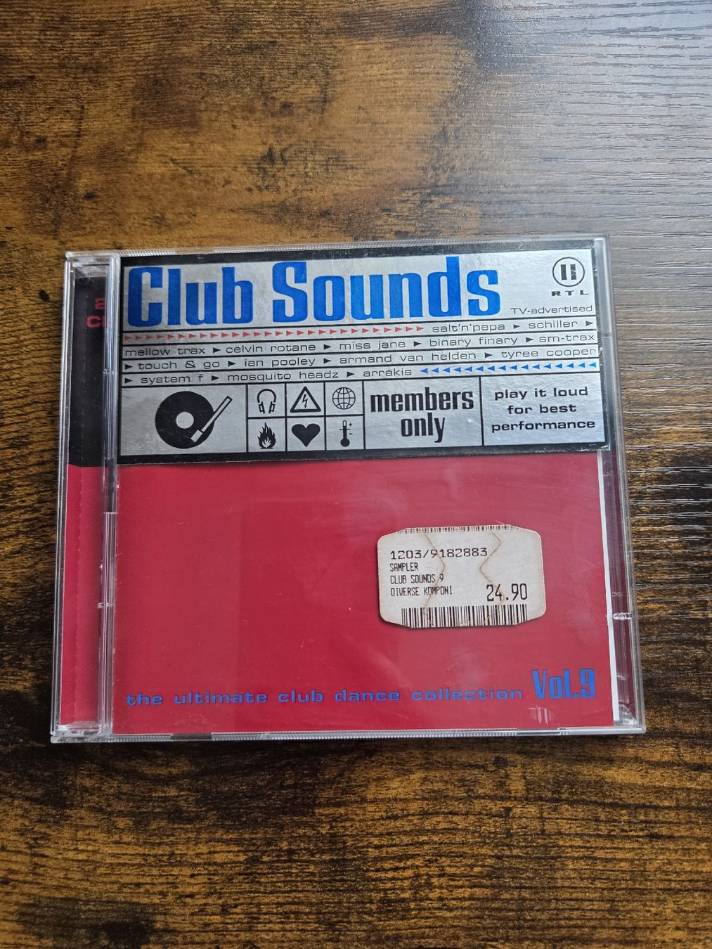 CD: Club Sounds Vol.9 CD Set  – Usato da Winterthur venduto da Maricels_Boutique