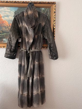 Pelzmantel echt  für 3 Saison / Gr. 42 /Nichtraucherhaushalt