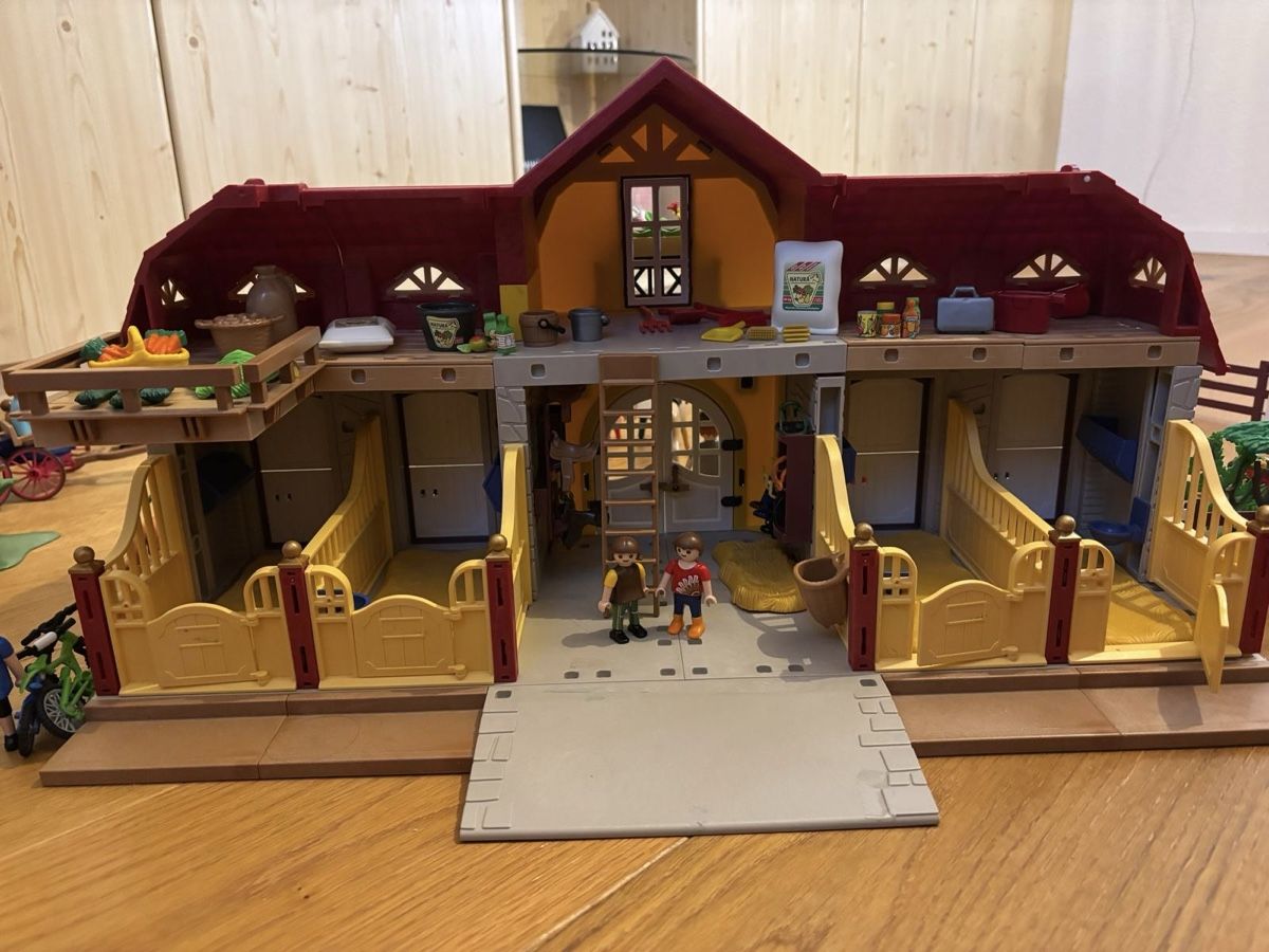 Playmobil Giocattoli: Playmobil Reiterhof – Usato da Bubikon venduto da petraruoss 3