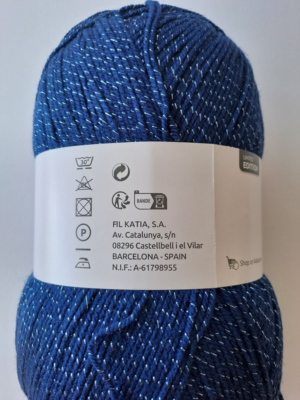 Lana: Wolle katia Comet dunkelblau-Silber 300g NEU – Nuovo (secondo la descrizione) da Glashütten venduto da Schwebefisch 2