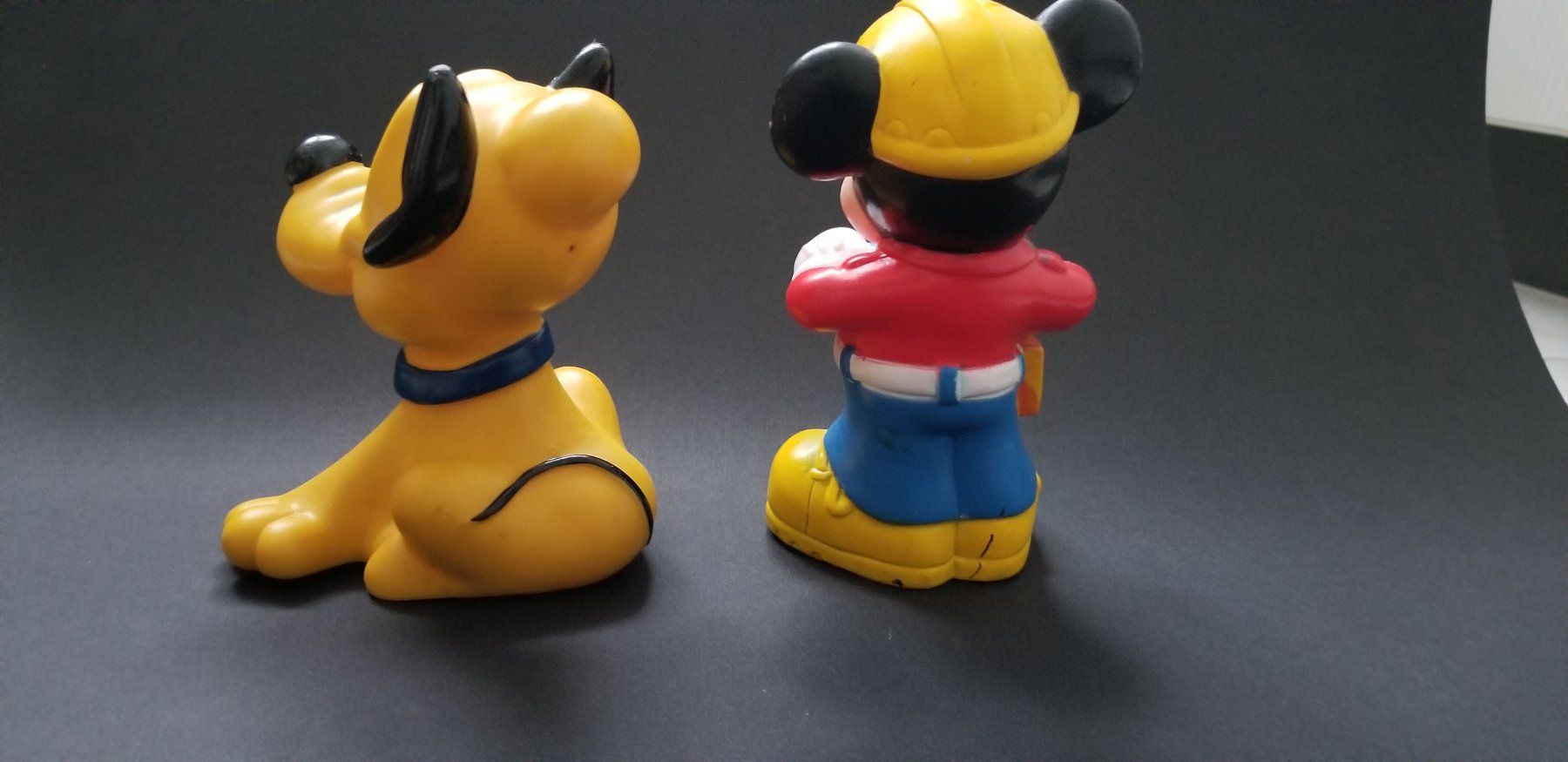 Disney Figuren: Micky Maus und Pluto Plastik Figuren 80er – Gebraucht aus Winterthur von Wolfensberg 2