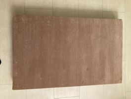 Schaumstoffmatratze mit Velourbezug