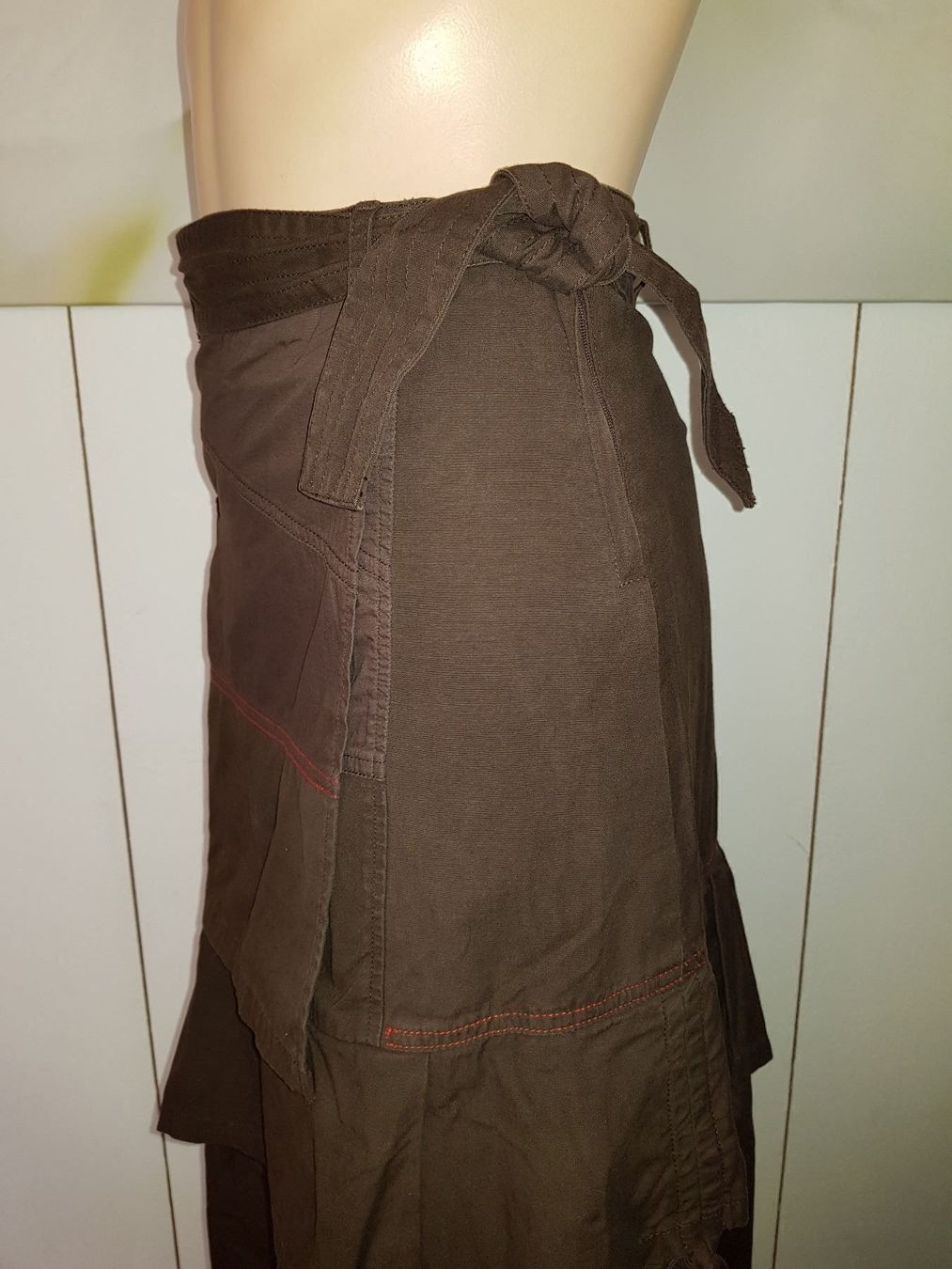 Gonne: ROSEBUD Jupe / Rock taille / Grosse 32 CH – Usato da Cossonay-ville venduto da Super-Price-Quality 5