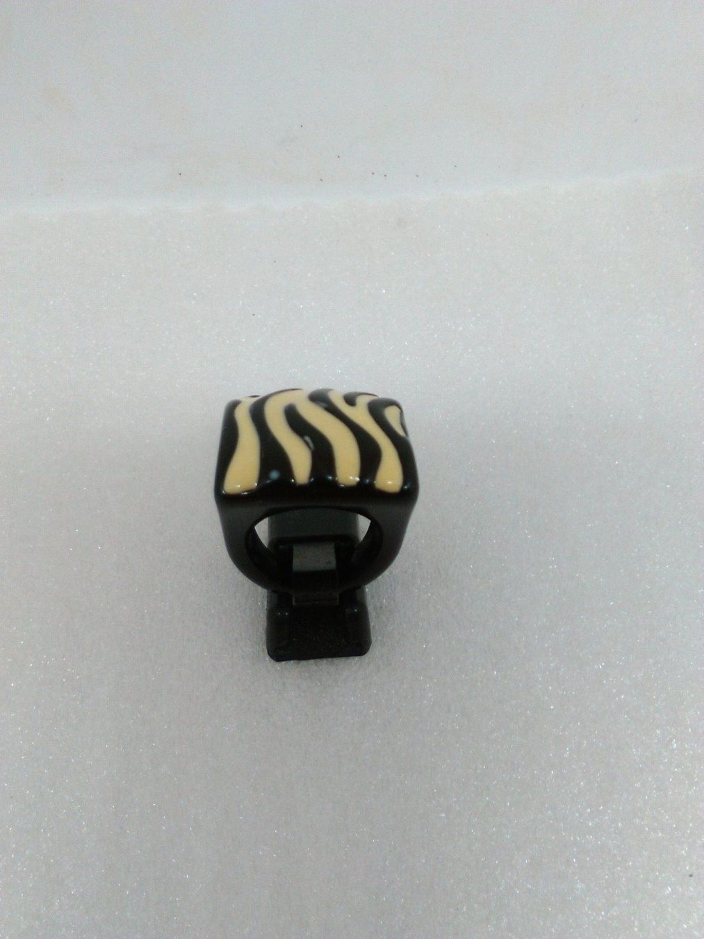 Ringe: RING MODESCHMUCK;SCHWARZ UND BEIGE – Neu (gemäss Beschreibung) aus Basel von bijoutrie_4 7