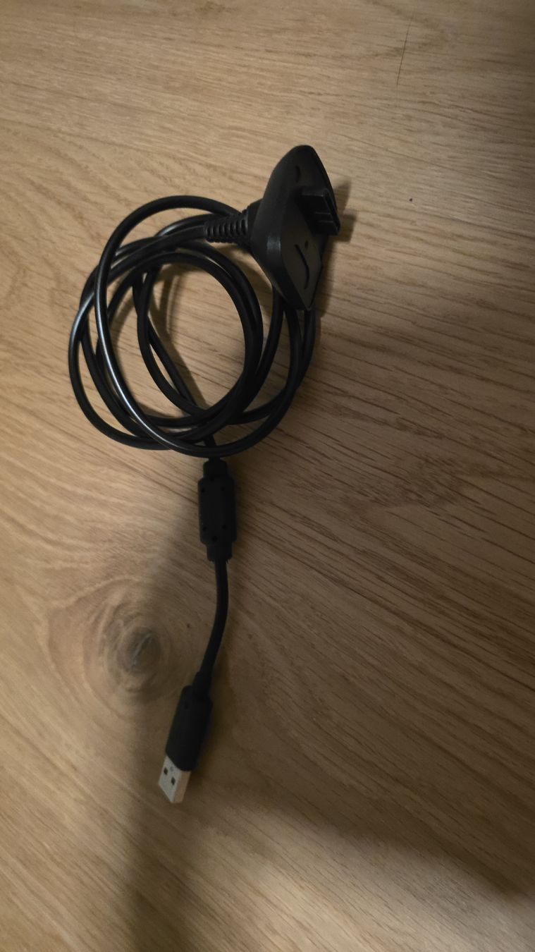 Cavi: xbox 360 Controllerkabel – Usato da Siebnen venduto da BenutzerRicardo