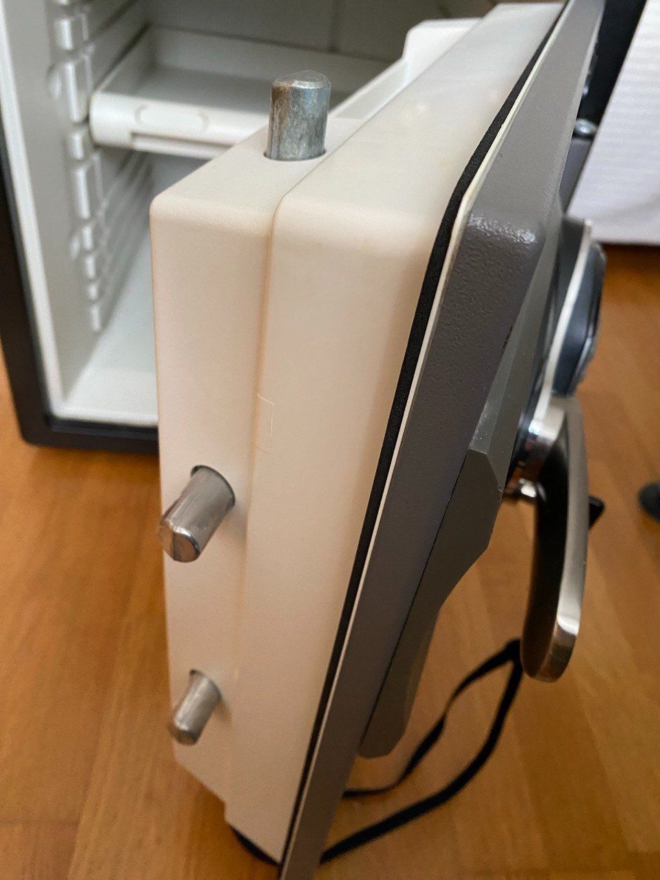 Tresor: SentrySafe BK-650666 – Gebraucht aus Reinach BL von 4153BL 2