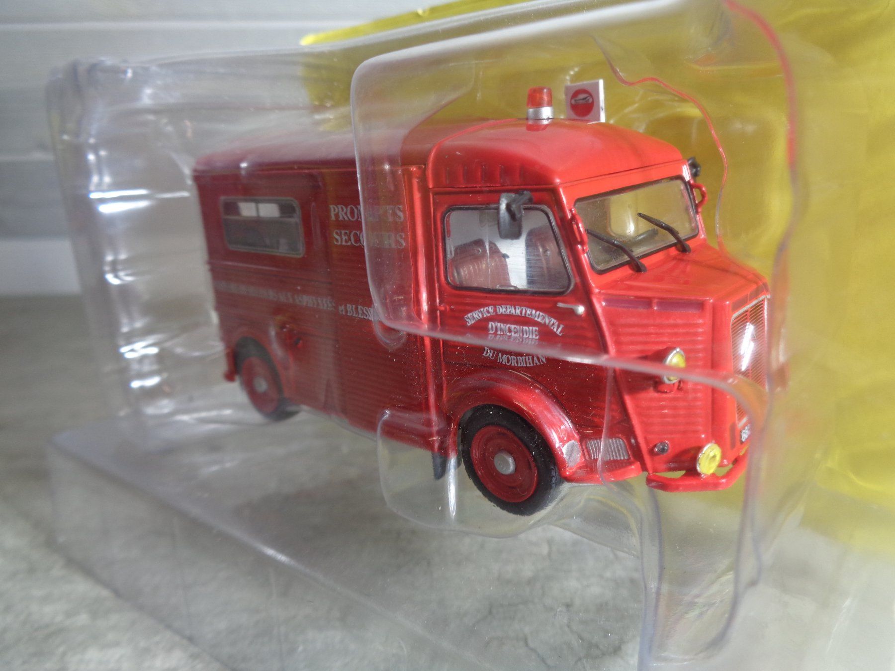 Citroën Modellini d'auto: Hachette 1:43 Pompier Citroën Type HZ – Nuovo e nell'imballaggio originale da Reconvilier venduto da rallycar 2