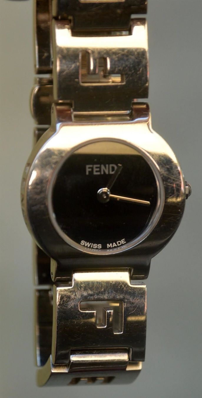 Uhren: Fendi Armbanduhr / Montre – Gebraucht aus Collonges von Auganien 4