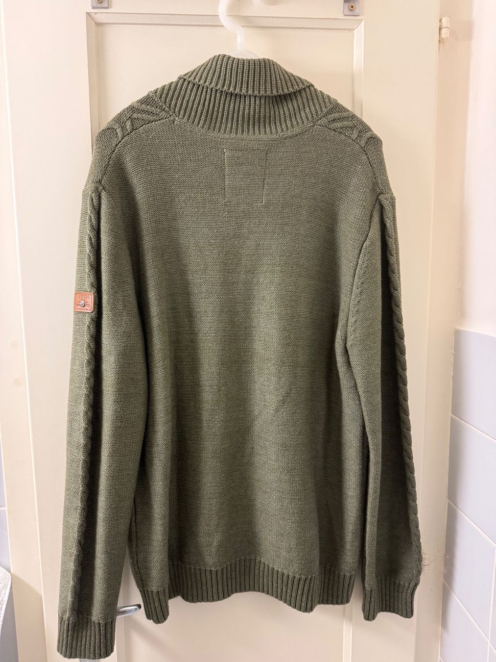 Vestes: Green jacket KAPORAL JEANS - L – D'occasion à Leysin par Mr.Matthew 1