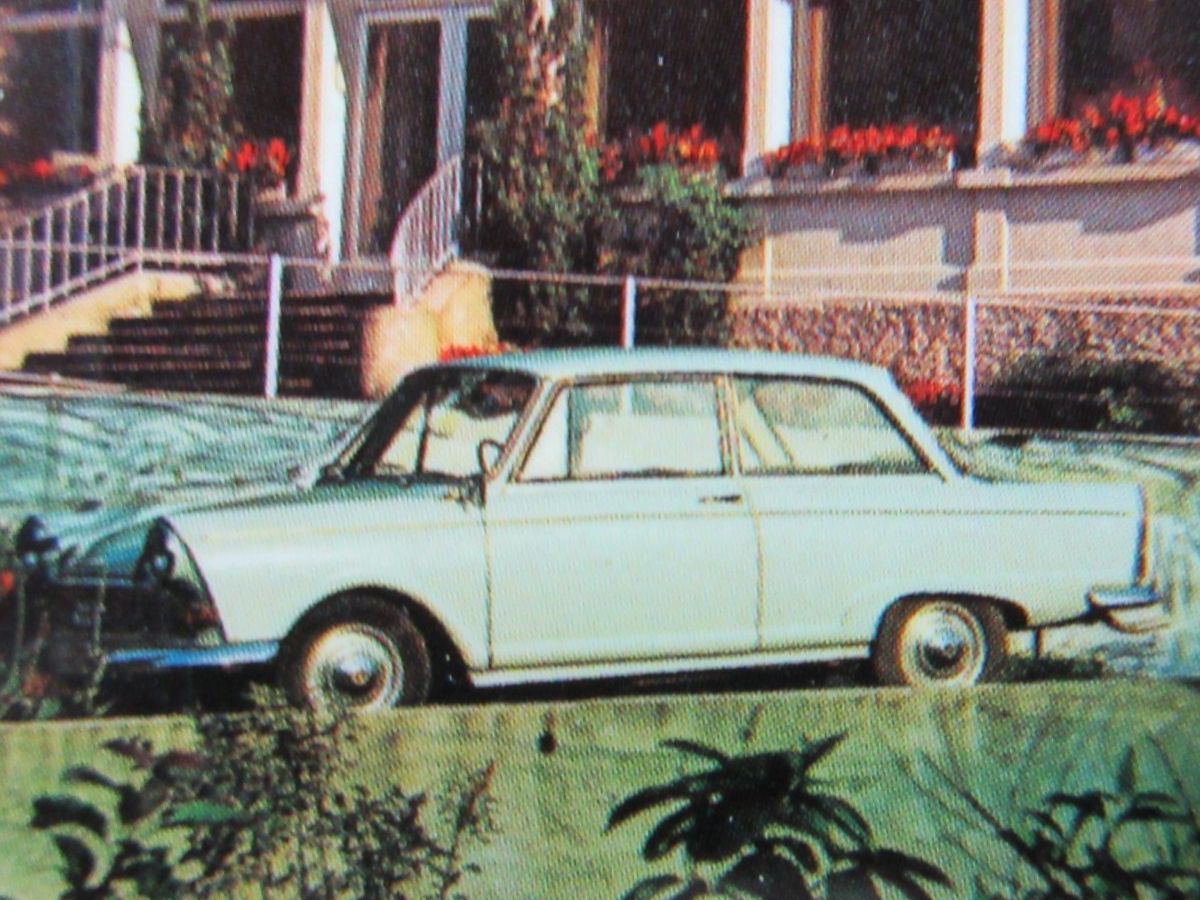 Cartoline postali: LUNGERN HAUS ST.JOSEF 1982 AK ONW OLDTIMER-AUTO – Usato da Ettingen venduto da Hausi4711 1