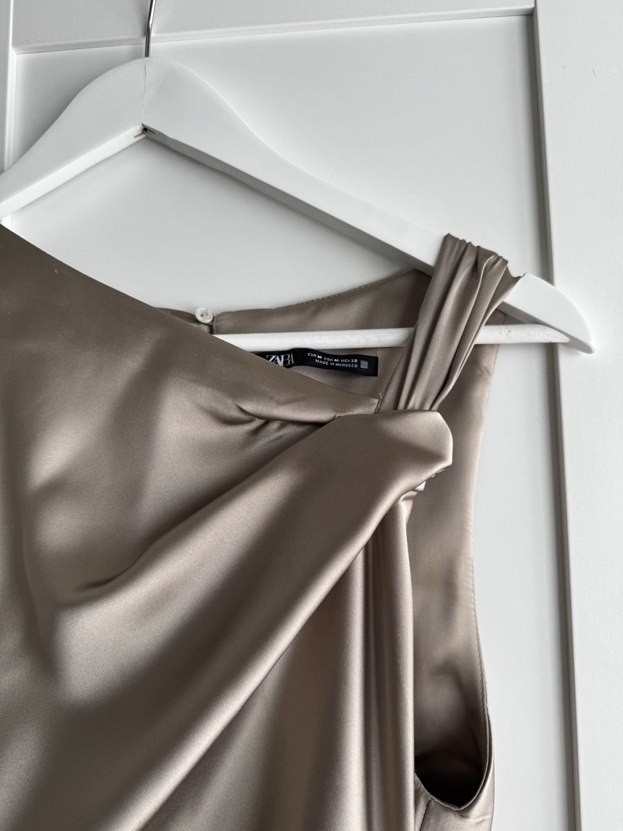 Zara Vestiti: Zara Maxi Kleid Offshoulder M – Usato da Winterthur venduto da vic_1256 3