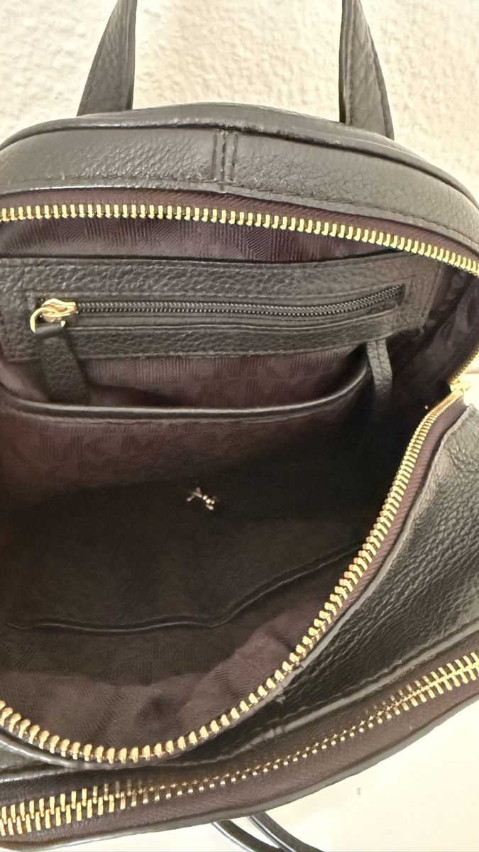 Michael Kors Rucksäcke: Michael Kors Rhea Zip Backpack - Black Leather – Gebraucht aus Zollikerberg von MK-13 4