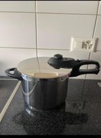 Schnellkochtopf Edelstahl silber neuwertiger Zustand