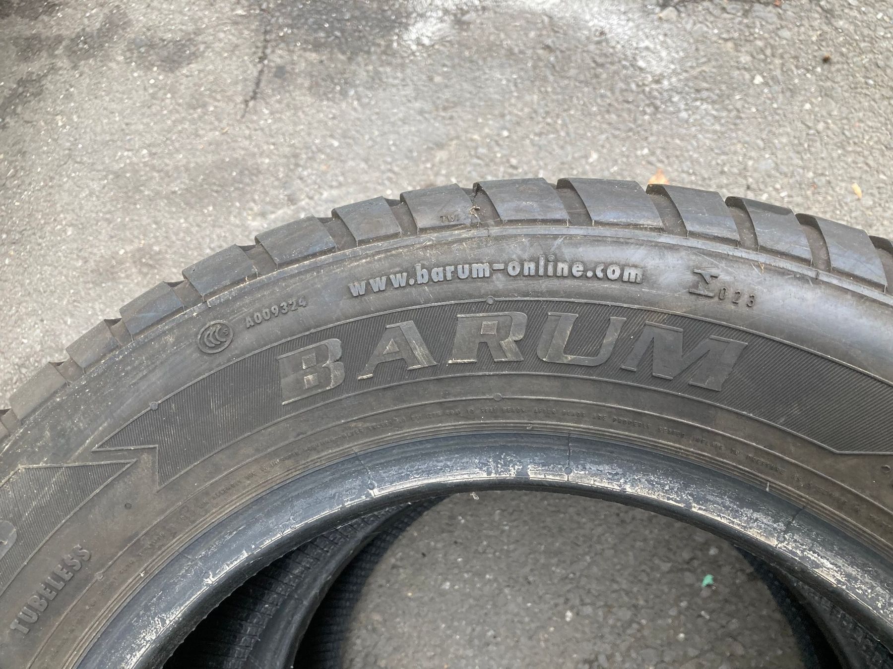 Nokian Pneus & Kompletträder: 215/60R15 Sommerpneu – Gebraucht aus Cham von WB2223 1