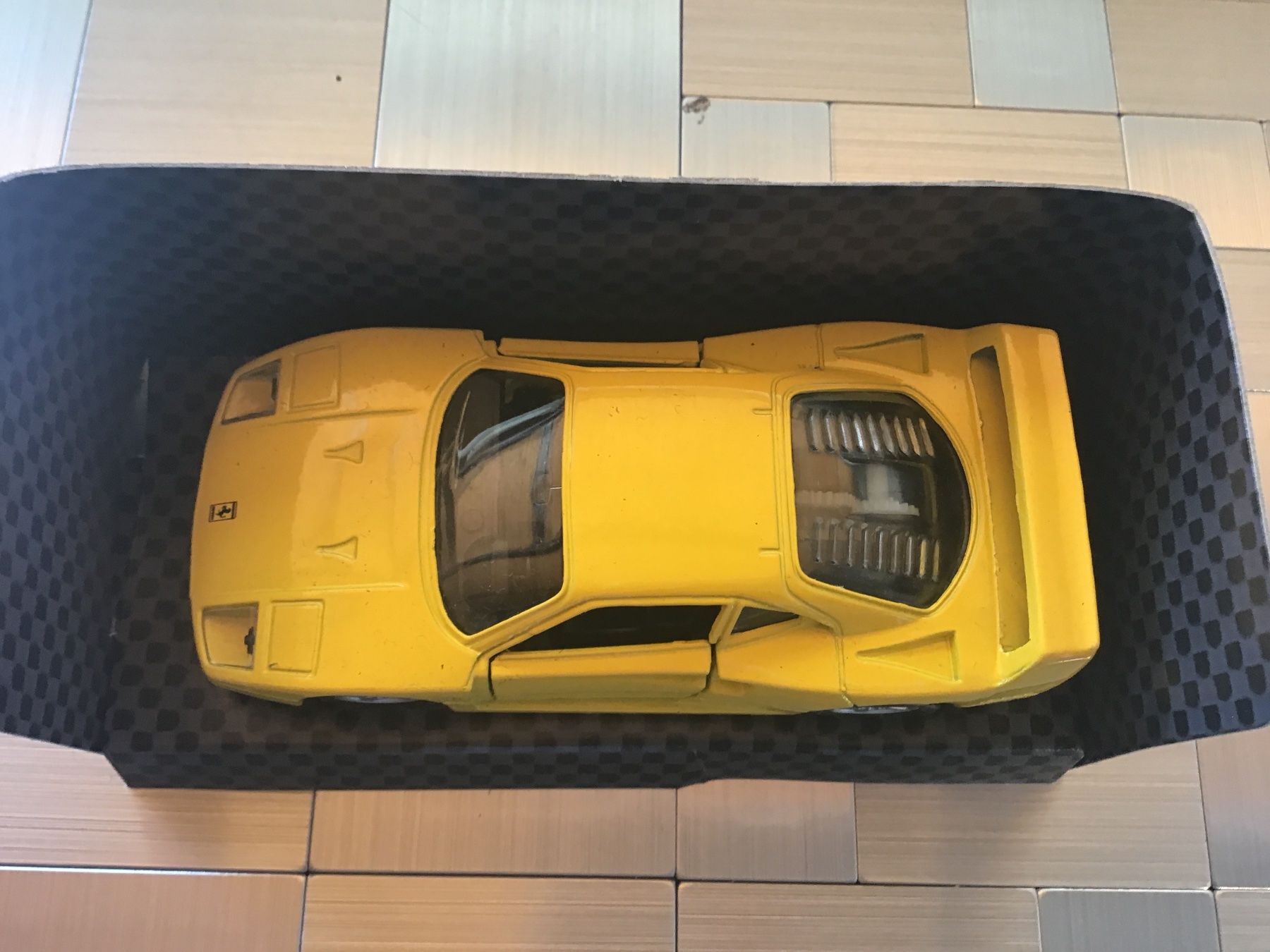 Ferrari Modellini d'auto: COLLEZIONE FERRARI F40 – Usato da Männedorf venduto da Spezial-Modelle 3