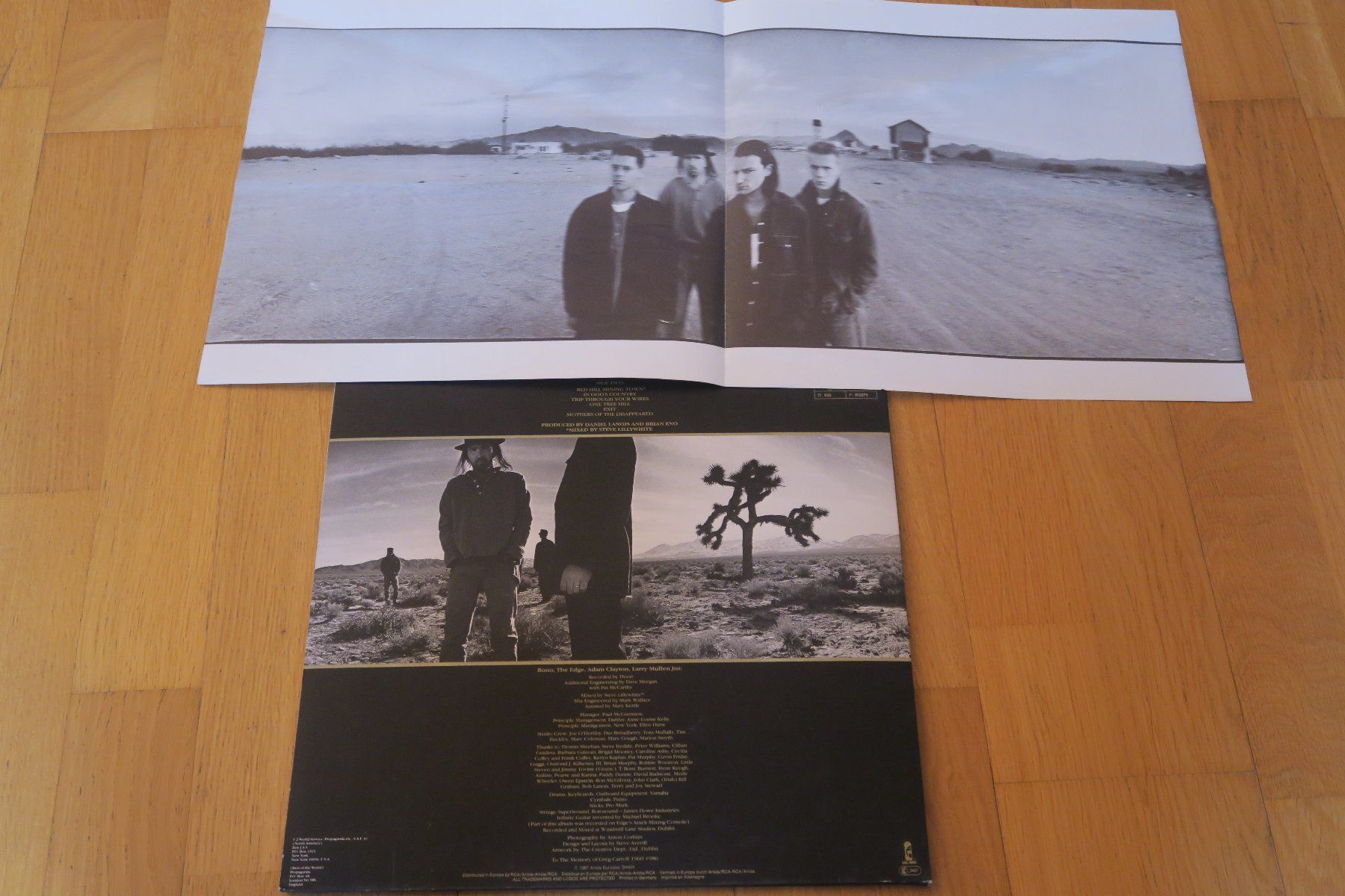 Vinyles: U2 – The Joshua Tree – D'occasion à Thun par Karibu70 3