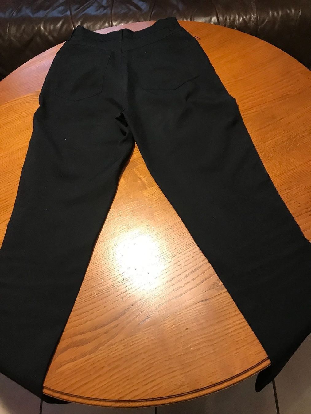 Pantalons: Pantalon dame – D'occasion à Montsevelier par ber_88db 1