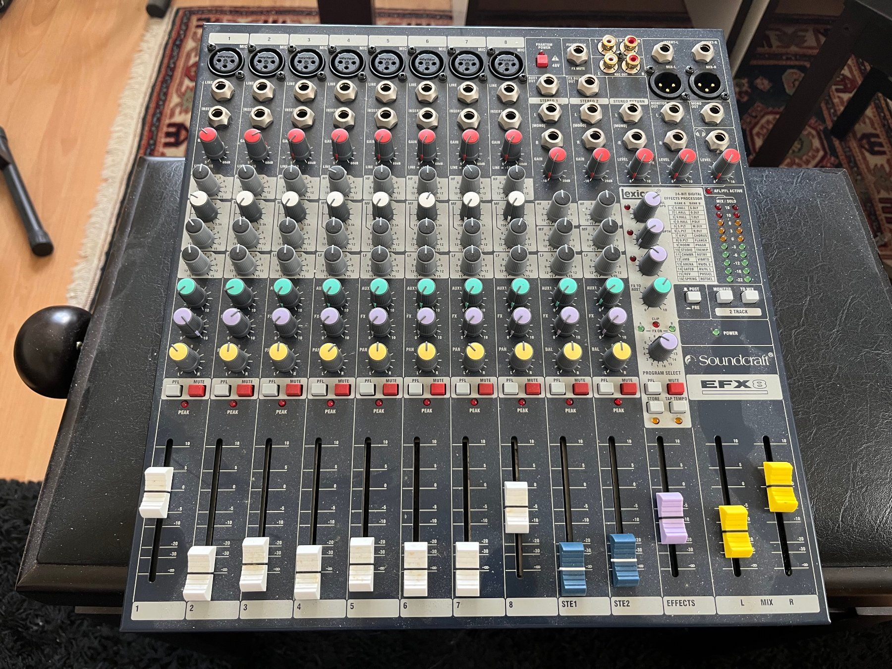Soundcraft Console di mixaggio: Kompaktes Mischpult Soundcraft EFX8 – Usato da Mannenbach-Salenst venduto da Ruble
