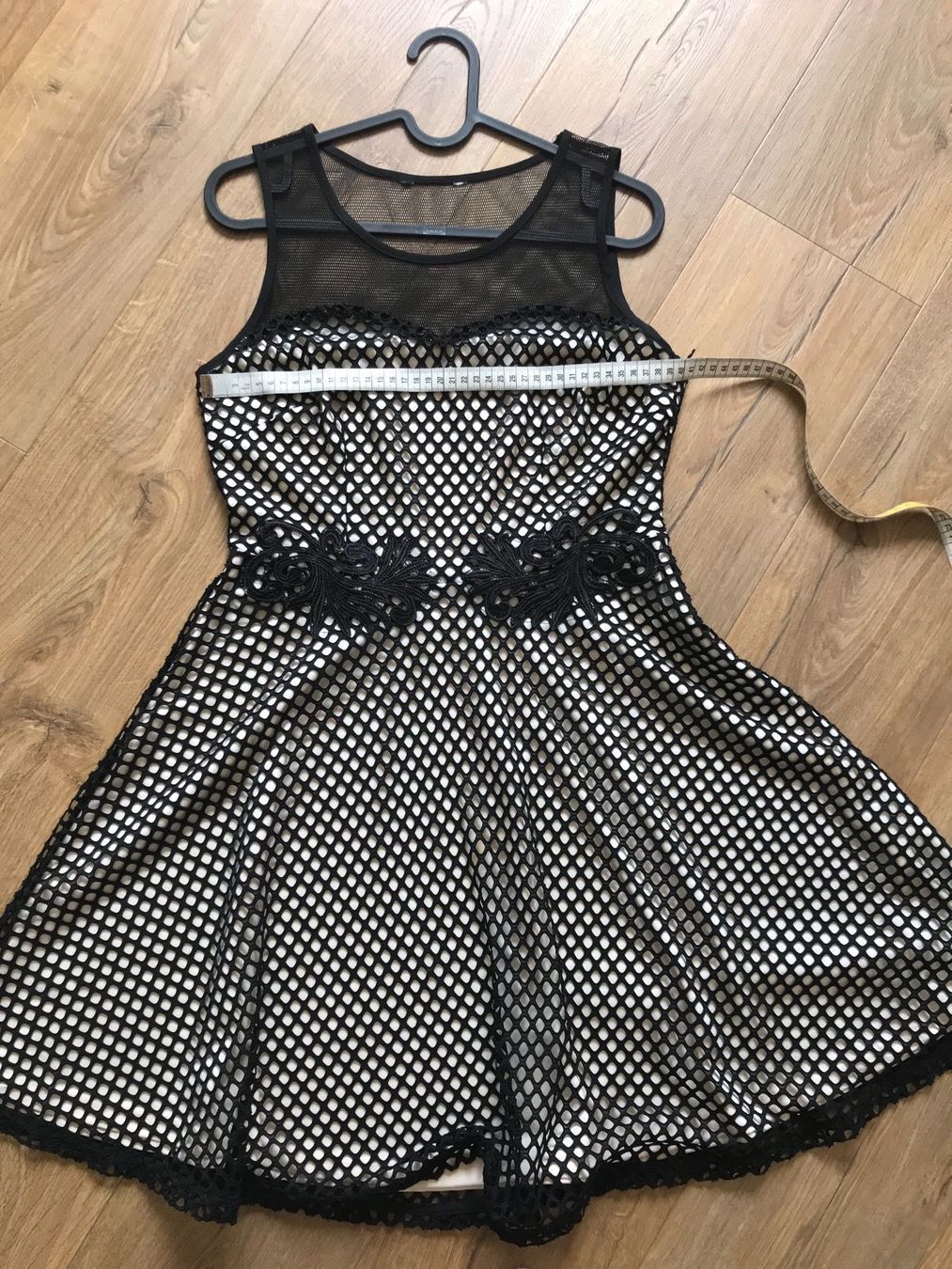 Vestiti: Kleid – Usato da Lotzwil venduto da lan_qr2y 2