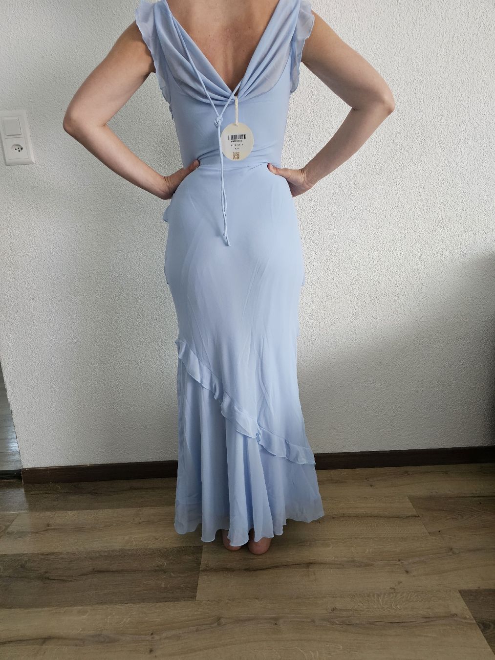 Vestiti: neue Wunderschönes hellblaues Sommerkleid Grösse S – Nuovo (secondo la descrizione) da Grosshöchstetten venduto da Qenko 2