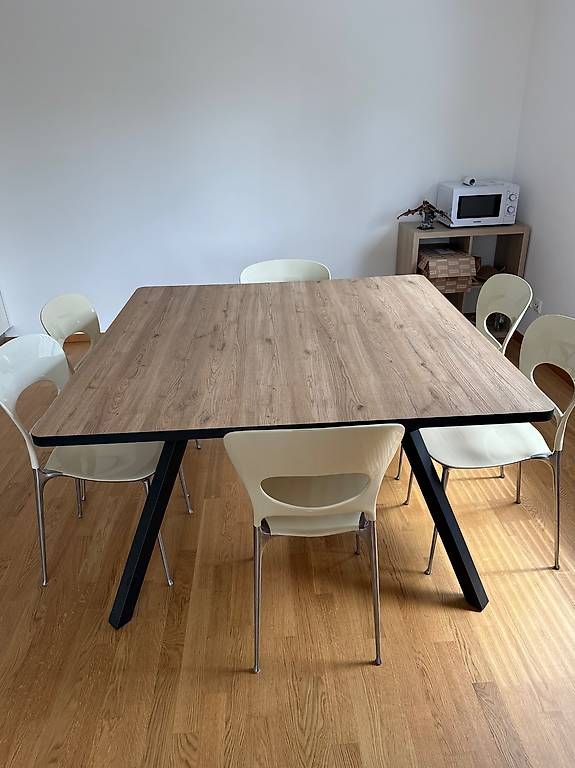 Tische: Tavolo da pranzo con sedie  – Gebraucht aus Massagno von lad_cv7t