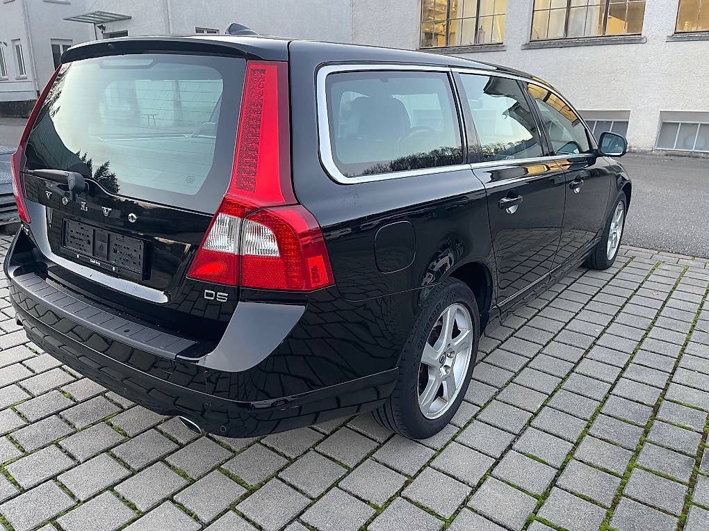 Faszinierend Volvo V70 D5 Bildernull