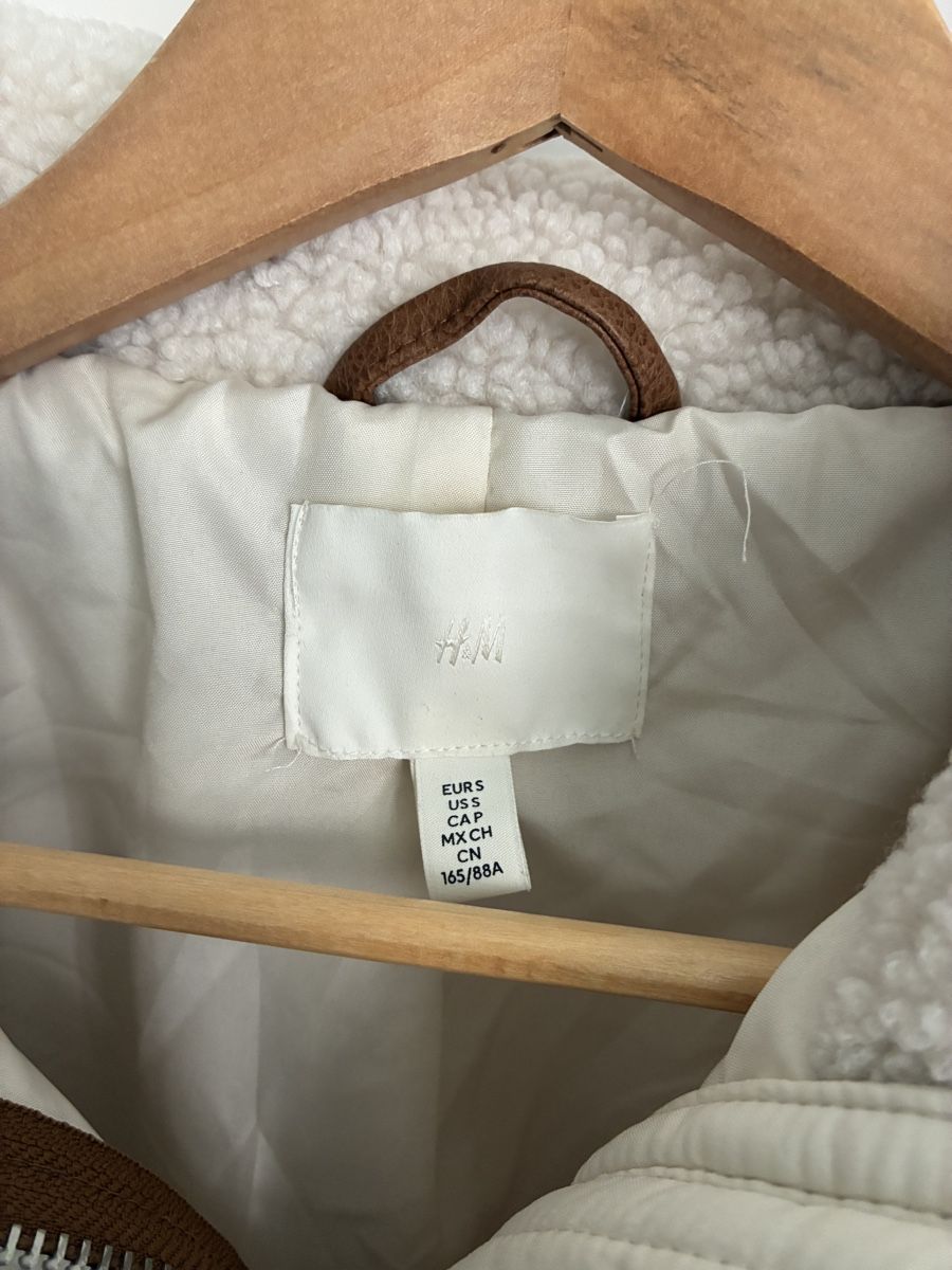 H&M Giacche: H&M Teddy Jacke – Nuovo (secondo la descrizione) da Zürich venduto da fal_m7s8 1