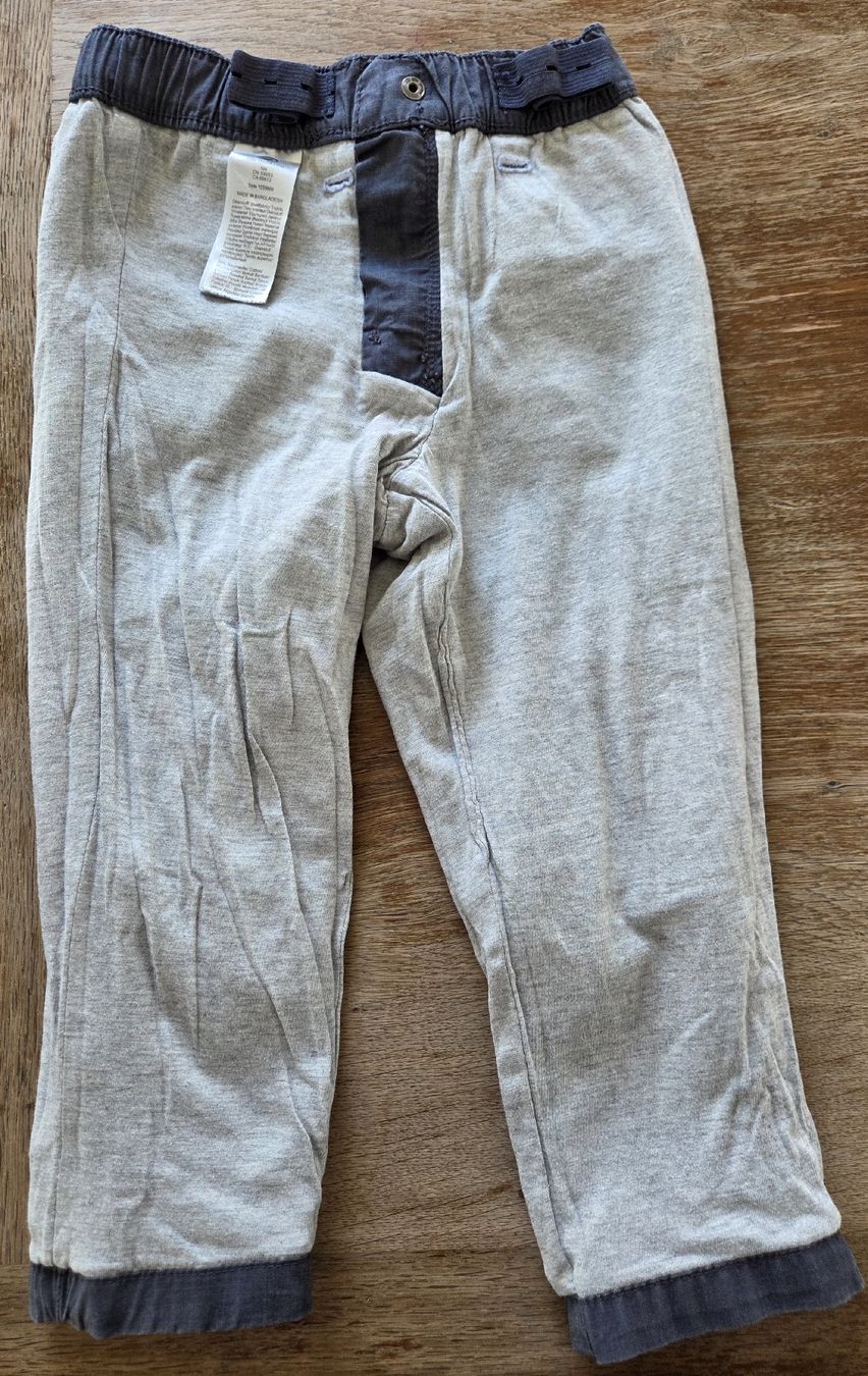 Tom Tailor Pantaloni: Angenehme Hose von Tom Tailer Gr. 105 – Usato da Fraubrunnen venduto da amaree313 2