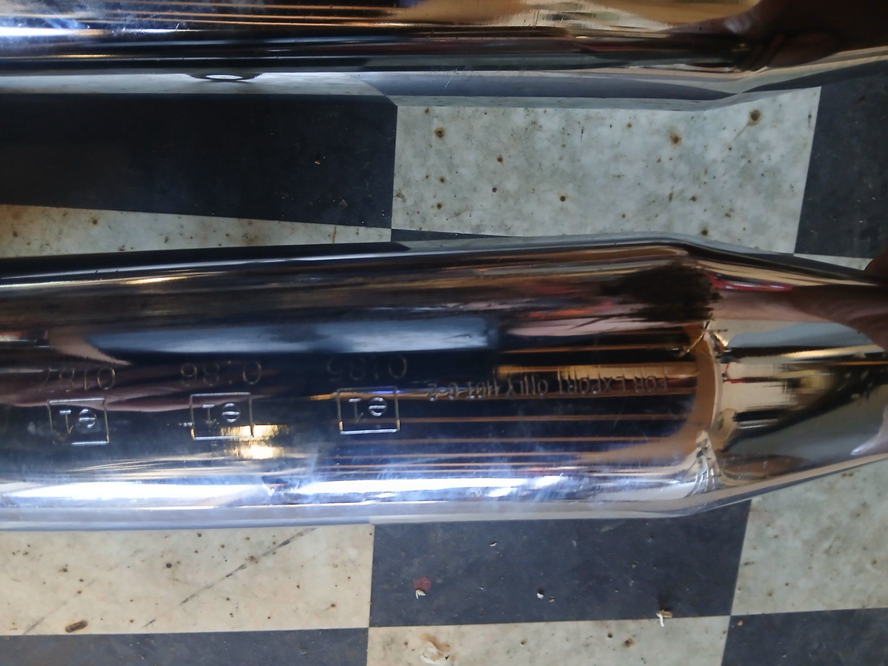 Harley-Davidson Auspuffanlagen: Auspufftöpfe Harley Davidson – Gebraucht aus Küssnacht am Rigi von Mothor 3